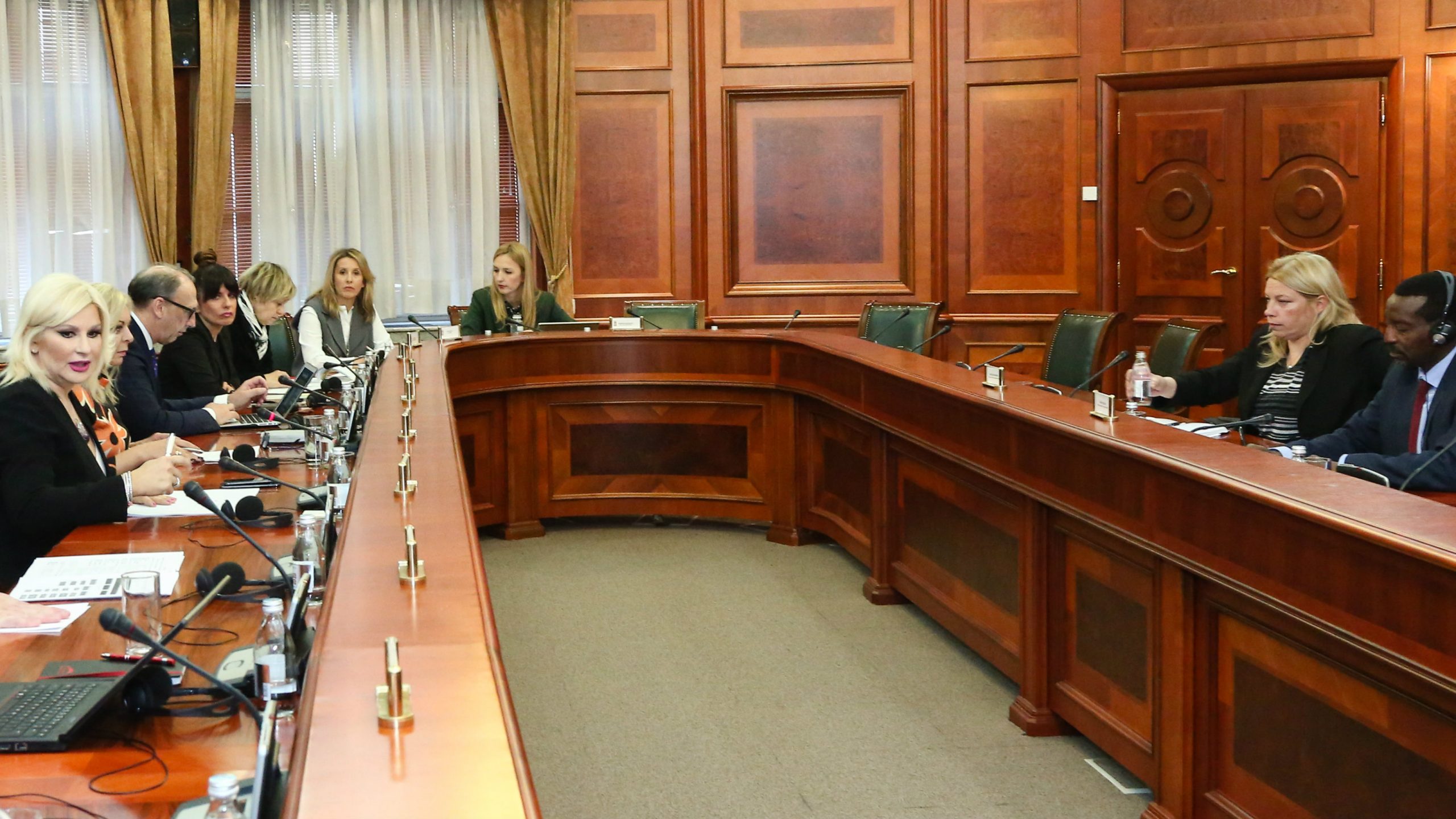 Mihajlović: Za smanjenje čekanja na granicama 90 miliona dolara 1