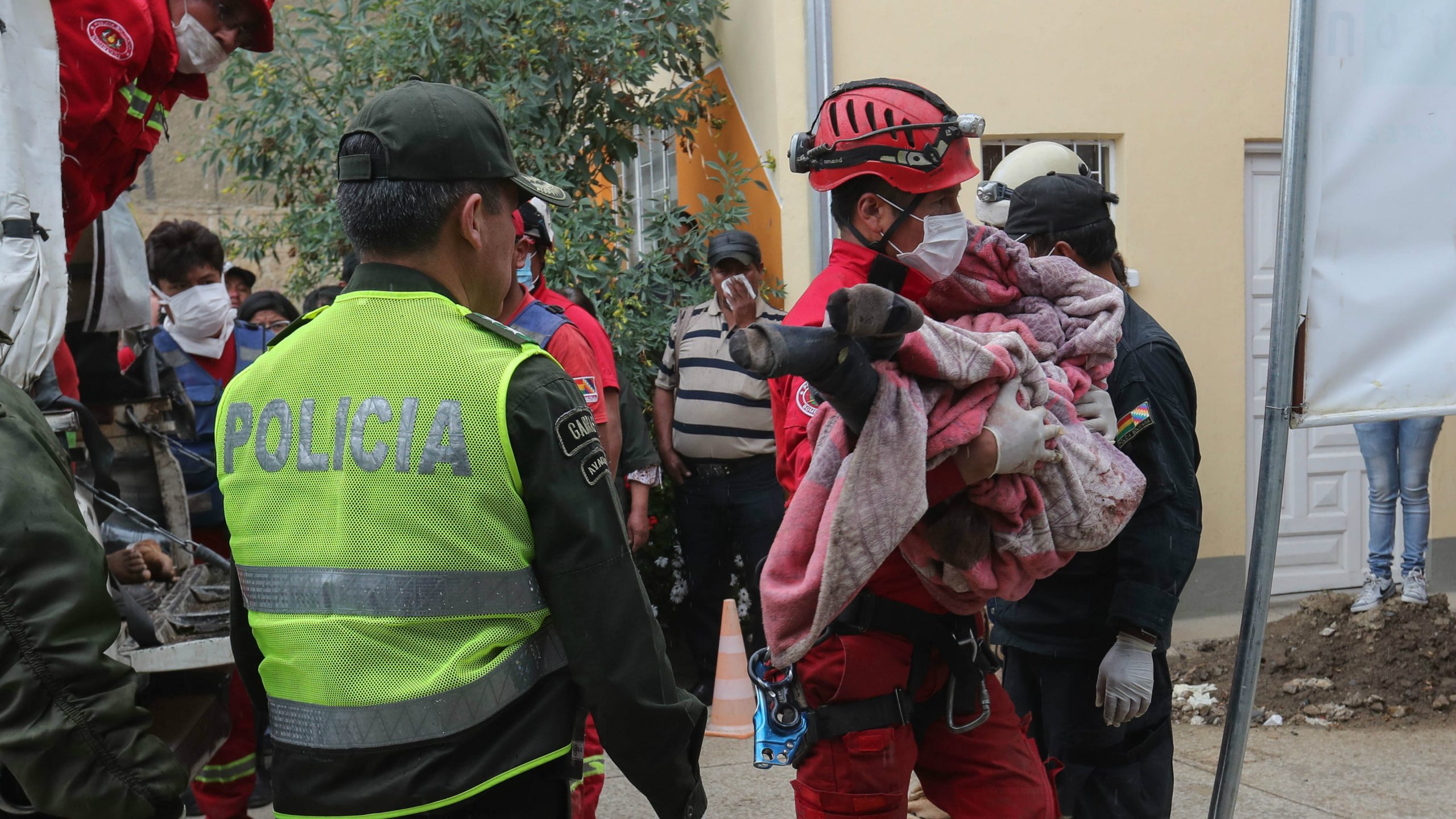 U autobuskoj nesreći u Boliviji stradalo 25 osoba 1