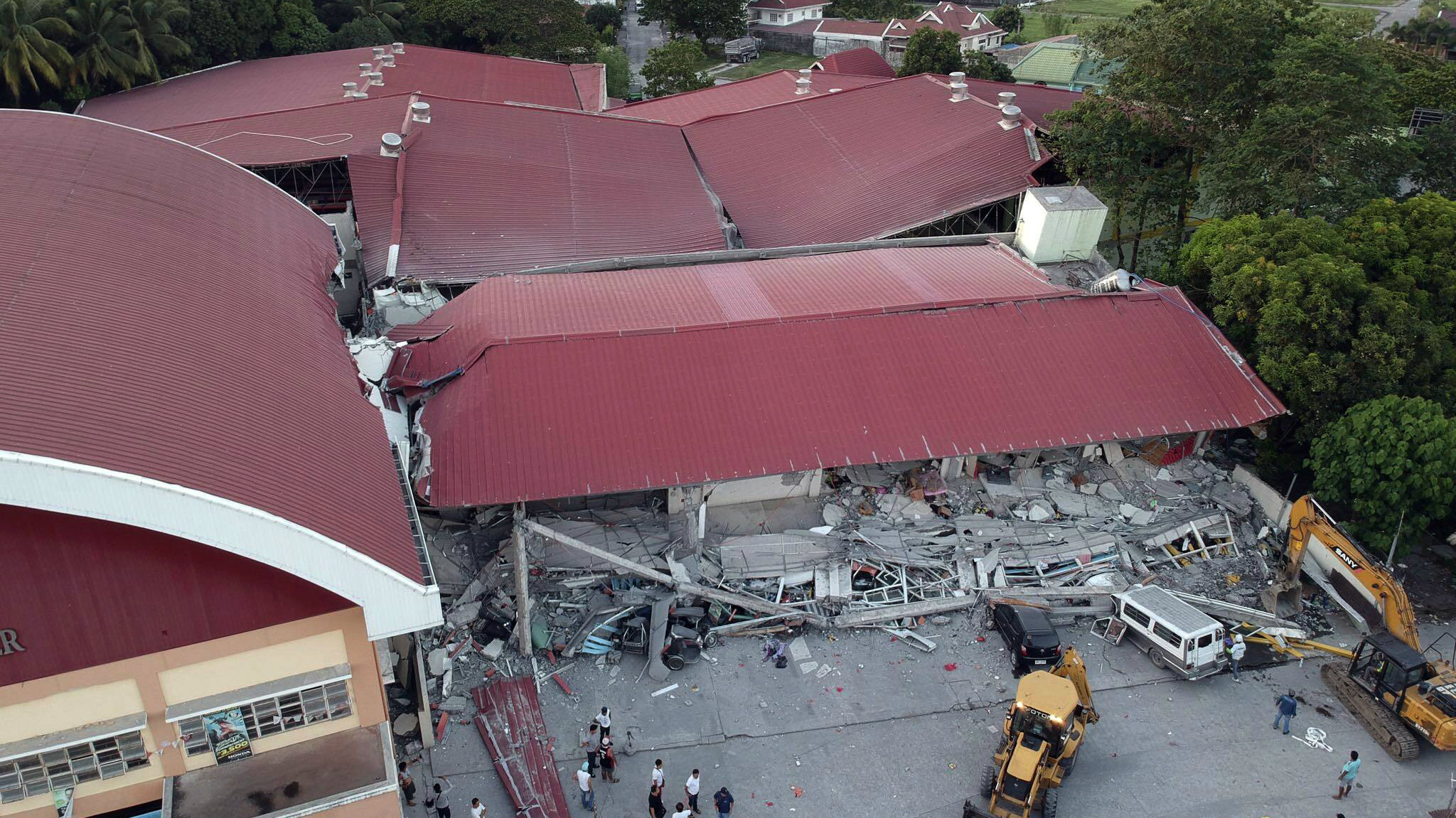 Petoro ljudi nastradalo u zemljoresu na Filipinima 1