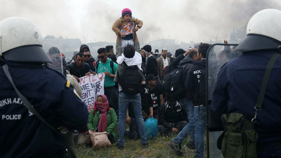 Poslednji migranti koji su protestovali na severu Grčke napustili privremeni kamp 1
