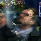 Opet problemi sa Bregzitom, Tereza Mej na tankom ledu 8