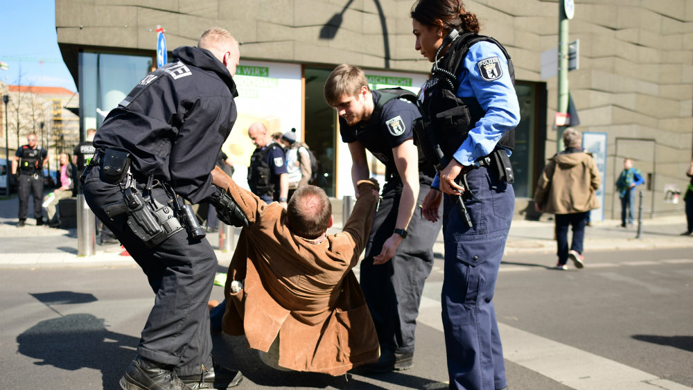 Studija: Istočni Nemci više skloni desničarskim idejama od zapadnih 1
