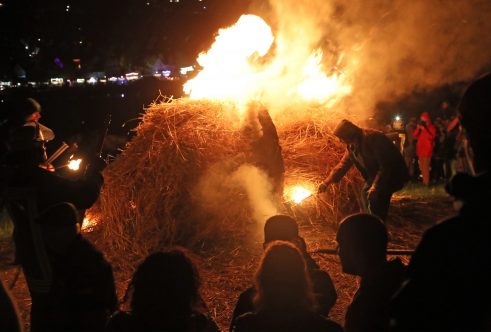 Proslava Uskrsa u svetu (FOTO) 17