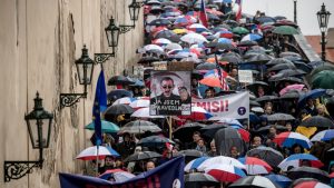 Stotine Čeha na protestu branilo pravosuđe 2