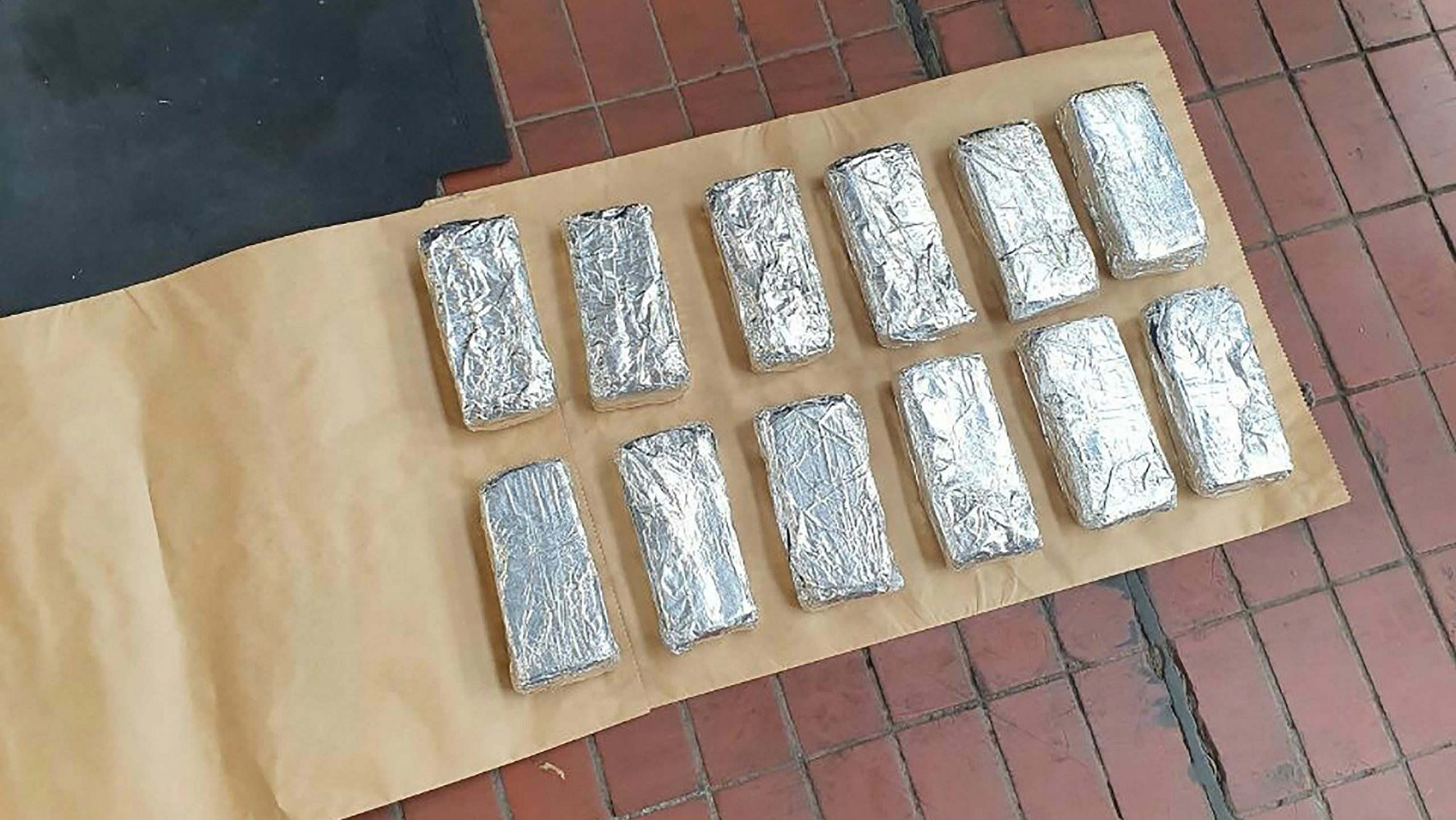 Peć: U bunkeru pronađeno šest kilograma heroina 1