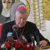 Nadbiskup Hočevar: Slavimo Božić da bi čitav život poznavali svetlost 3