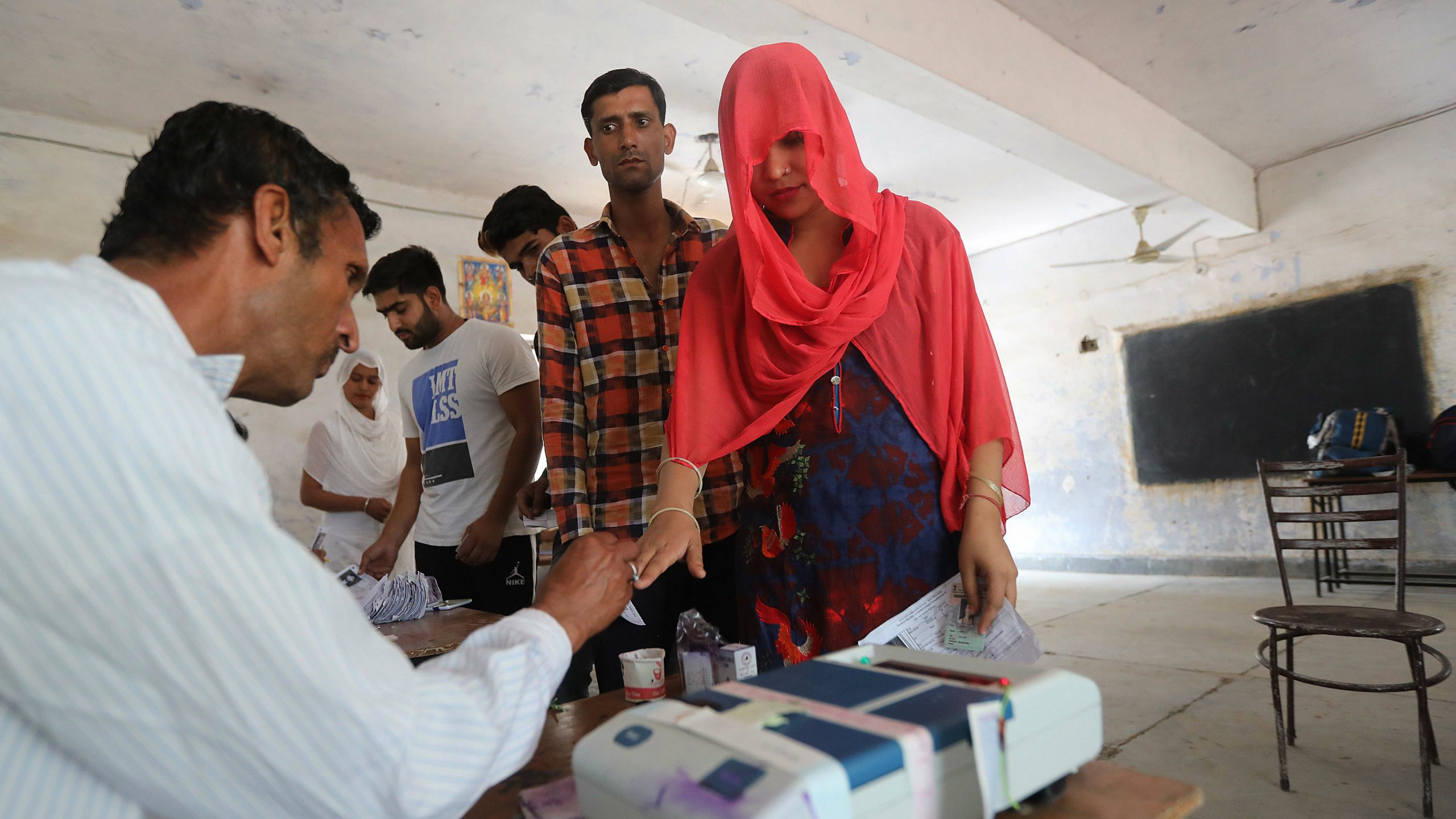 Najveći izbori na svetu počinju u Indiji: 900 miliona birača glasaće 39 dana 1