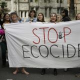 Londonski demonstranti najavili kraj blokada zbog klimatskih promena 2