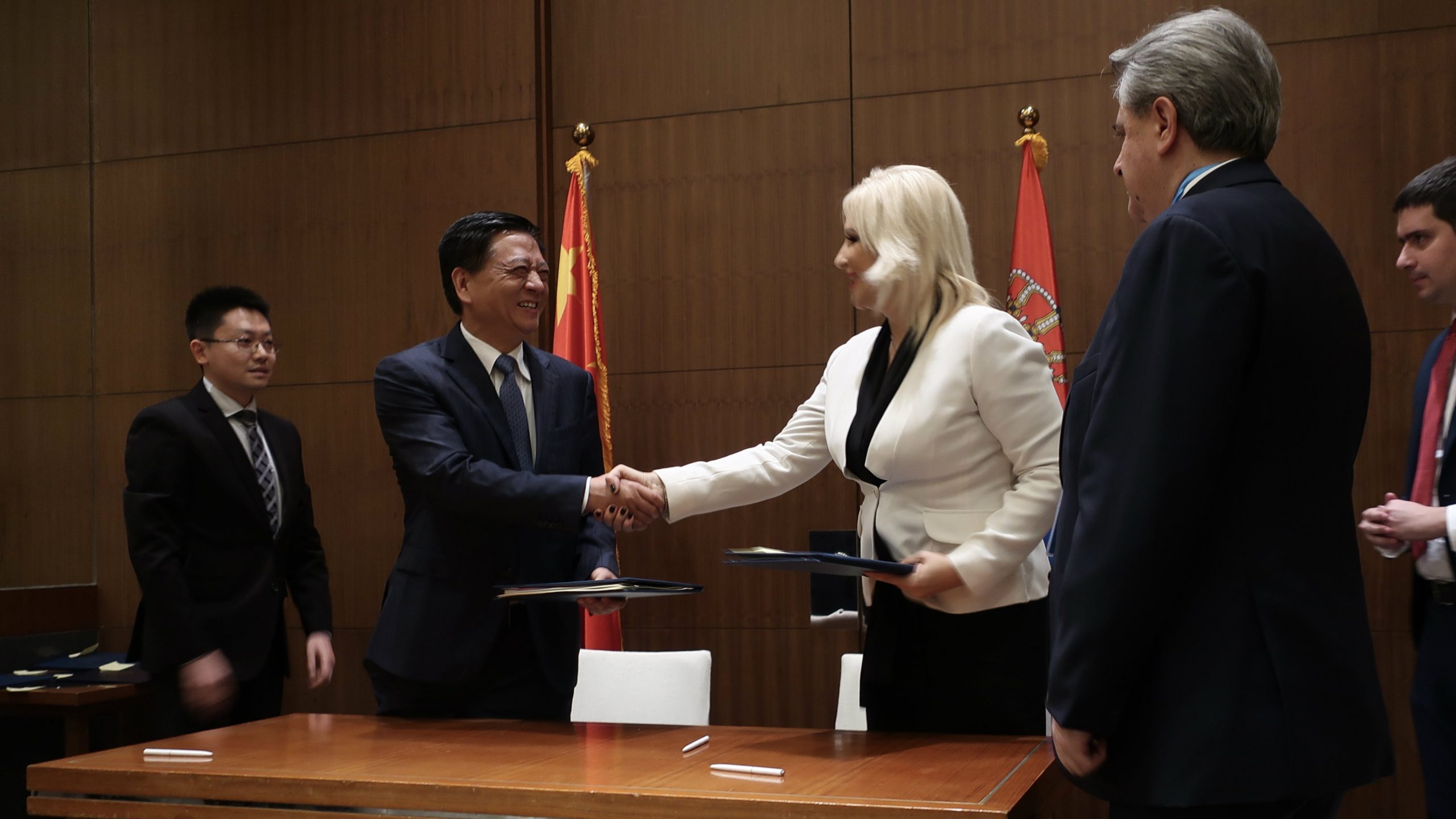 Potpisano više sporazuma o saradnji Srbije i Kine u oblasti drumskog i železničkog saobraćaja 1