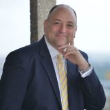 Nisam na vlasti, ali pomažem vladama 5