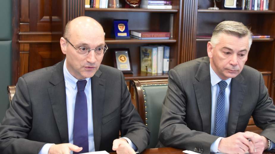 Stefanović i Mondoloni o saradnji policija Francuske i Srbije 1