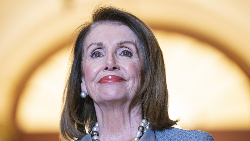 Pelosi: Tramp izigrao poverenje Amerikanaca 1