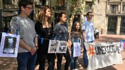 performans 2 "Prljavim vešom" na Trgu Nikole Pašića traže reakciju REM-a (FOTO) 2