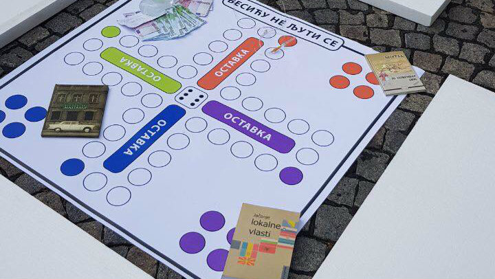 Omladina SZS sa Bastaćem ostavila poklone Vesiću 2 Omladina SZS sa Bastaćem ostavila poklone Vesiću 2