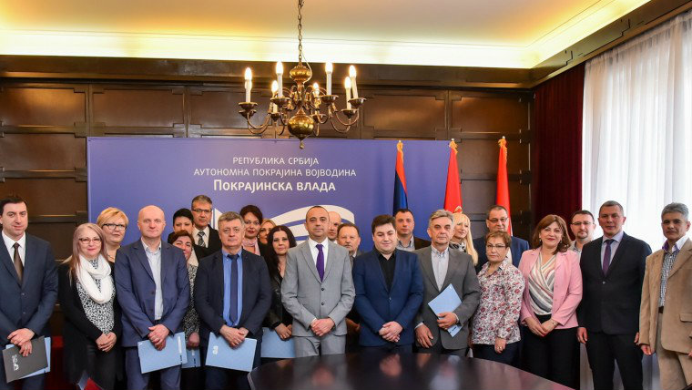 Za štedljivu rasvetu u javnim ustanovama 70 miliona dinara 1