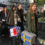 Studenti večeras u protestnoj šetnji ukazali na problem masovnog odlaska mladih 12