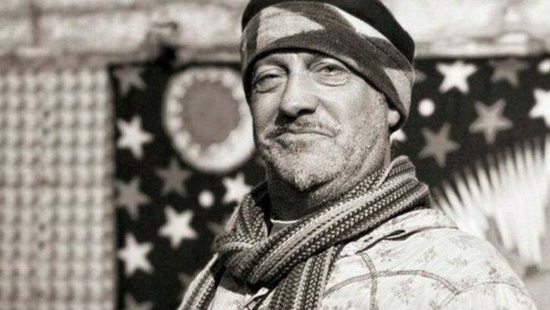 Britanski komičar preminuo na bini tokom nastupa 1