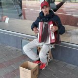 Muziku oseća srcem: Od pločnika do velikog benda 2