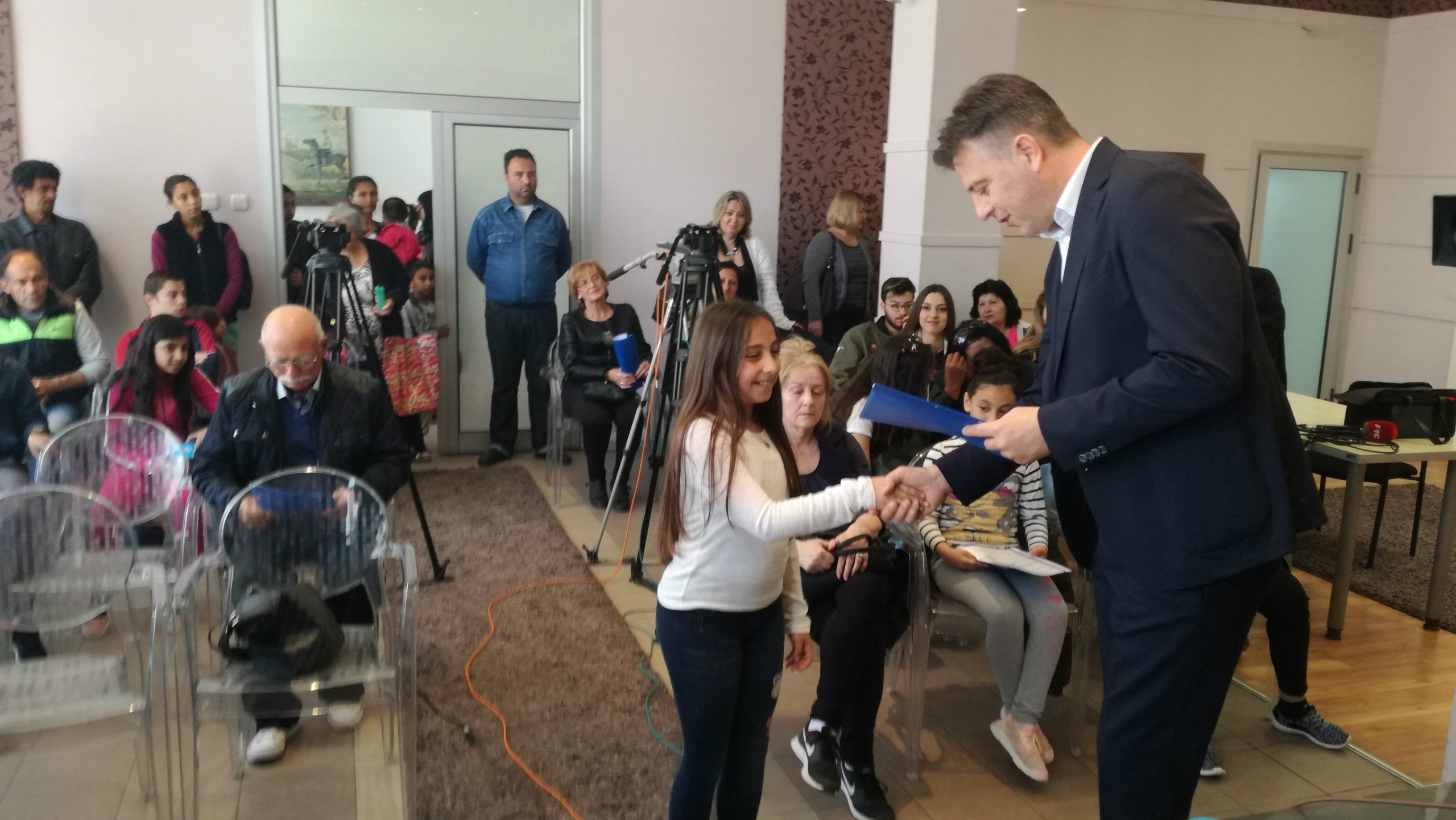 Jednokratna novčana pomoć za decu pod starateljstvom u Pirotu 1