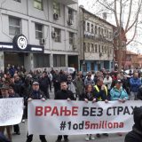 Protesti "1 od 5 miliona" i večeras u više gradova i opština Srbije (FOTO, VIDEO) 6