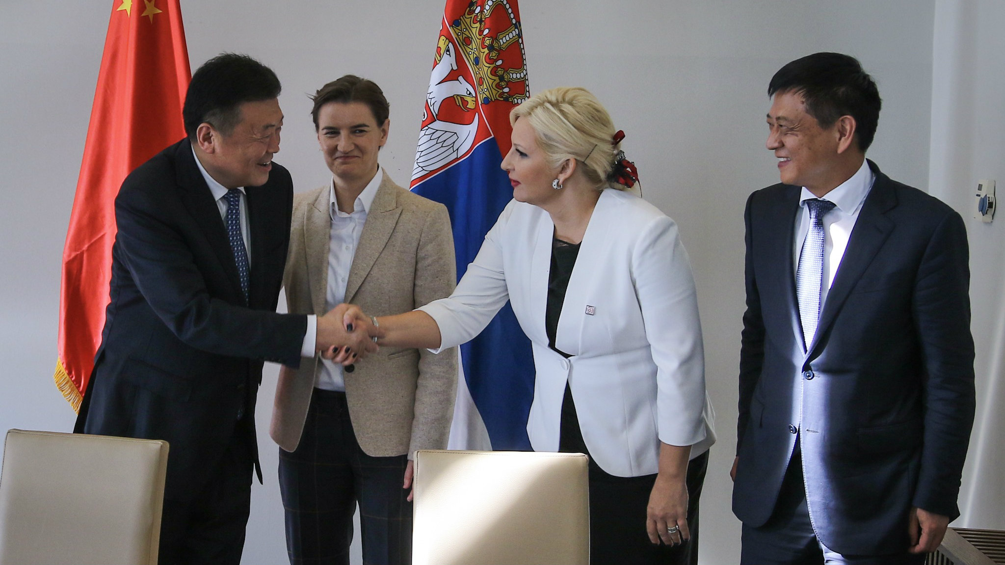 Mihajlović u Dubrovniku potpisala sporazume za projekte Novi Beograd-Surčin i Požega-Boljare 1