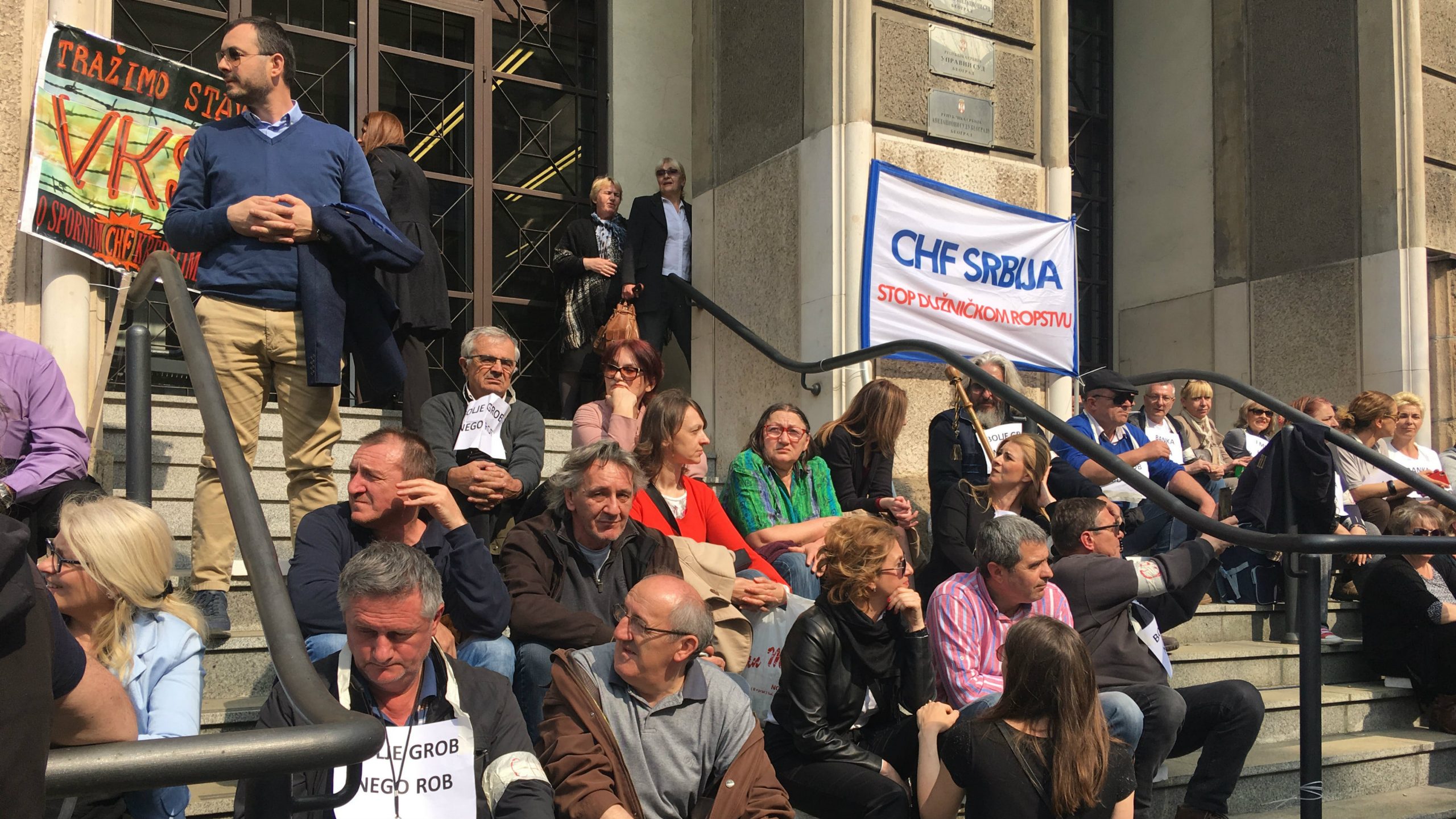 Zaduženi građani prekinuli pregovore, zakon, ipak, na Vladi? 1