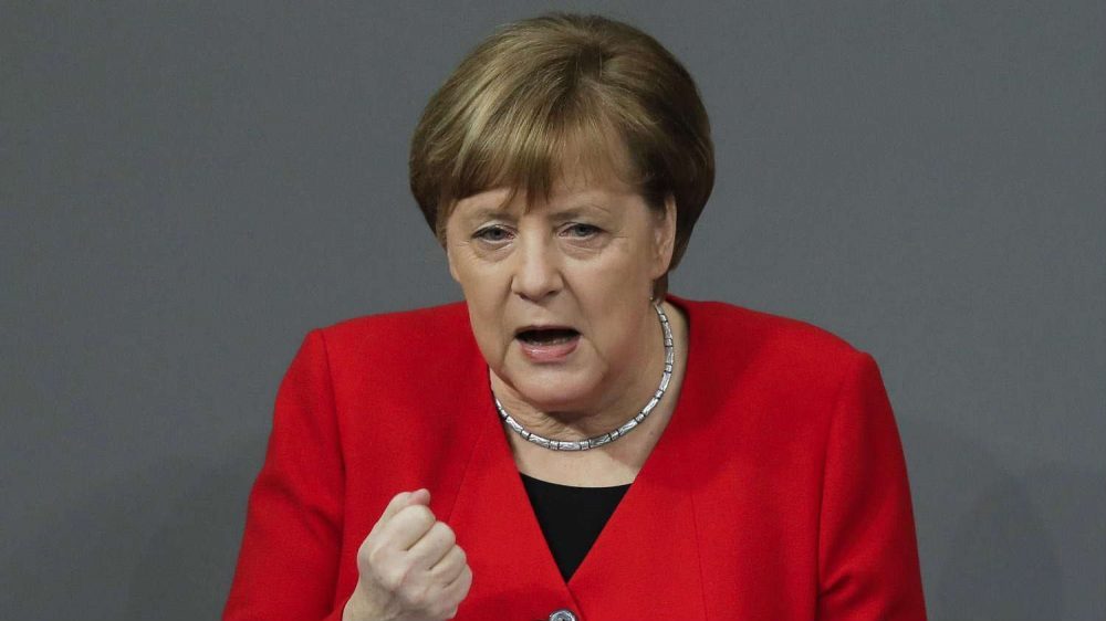 Merkel poziva Rusiju da istraži trovanje Navaljnog 1