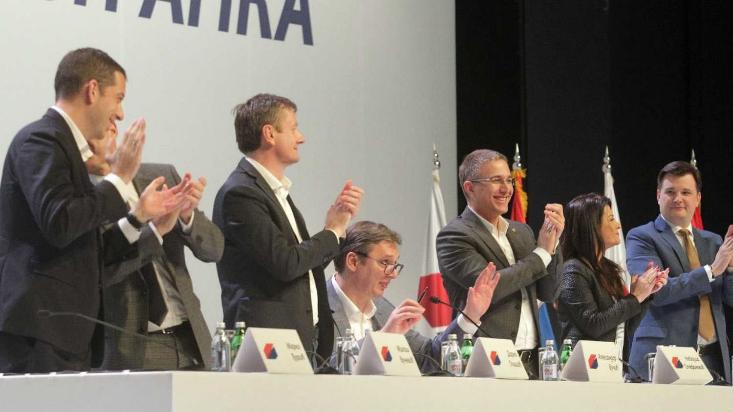 Opštinski odbor SNS Rakovica izglasao predlog za smenu Stefanovića 1