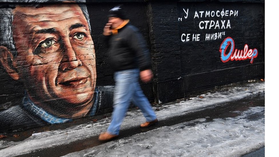 Organizovani kriminal na Balkanu: Rat za luke, šverc droge i sever Kosova 5 Beogradski mural