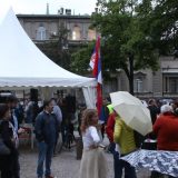 Hoće li Vučić pred izbore reagovati na šatore ispred kancelarije? 3