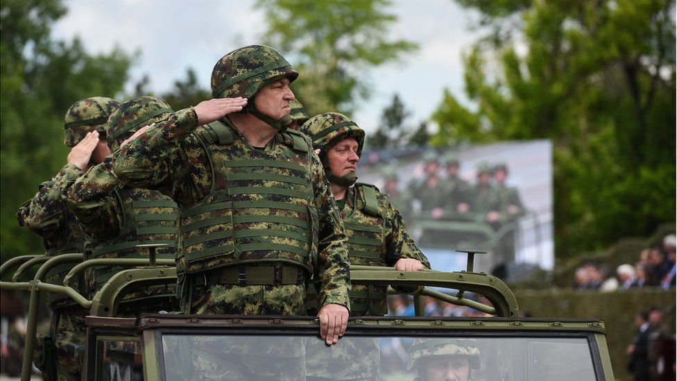 AP o vojnoj paradi u Nišu: Pokazivanje sile usred tenzija s Kosovom 1