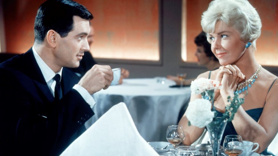 Rok Hadson i Doris Dej u filmu Šaputanje na jastuku