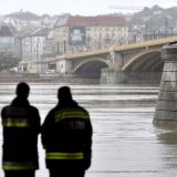 Mađarska: Sedam mrtvih u nesreći na Dunavu, potraga za nestalima i u Srbiji 16