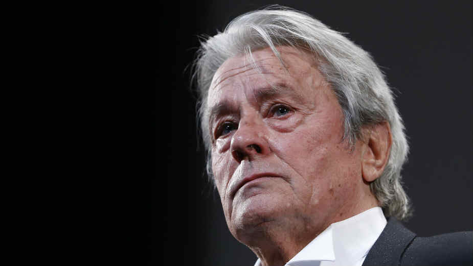 Alen Delon je zbog prijava opet morao da bude pregledan, izustio je dirljive reči pred doktorom: ‘Želim umreti‘ 1