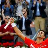 Novak Đokovć lako u Rimu izašao na kraj sa Denisom Šapovalovim 9