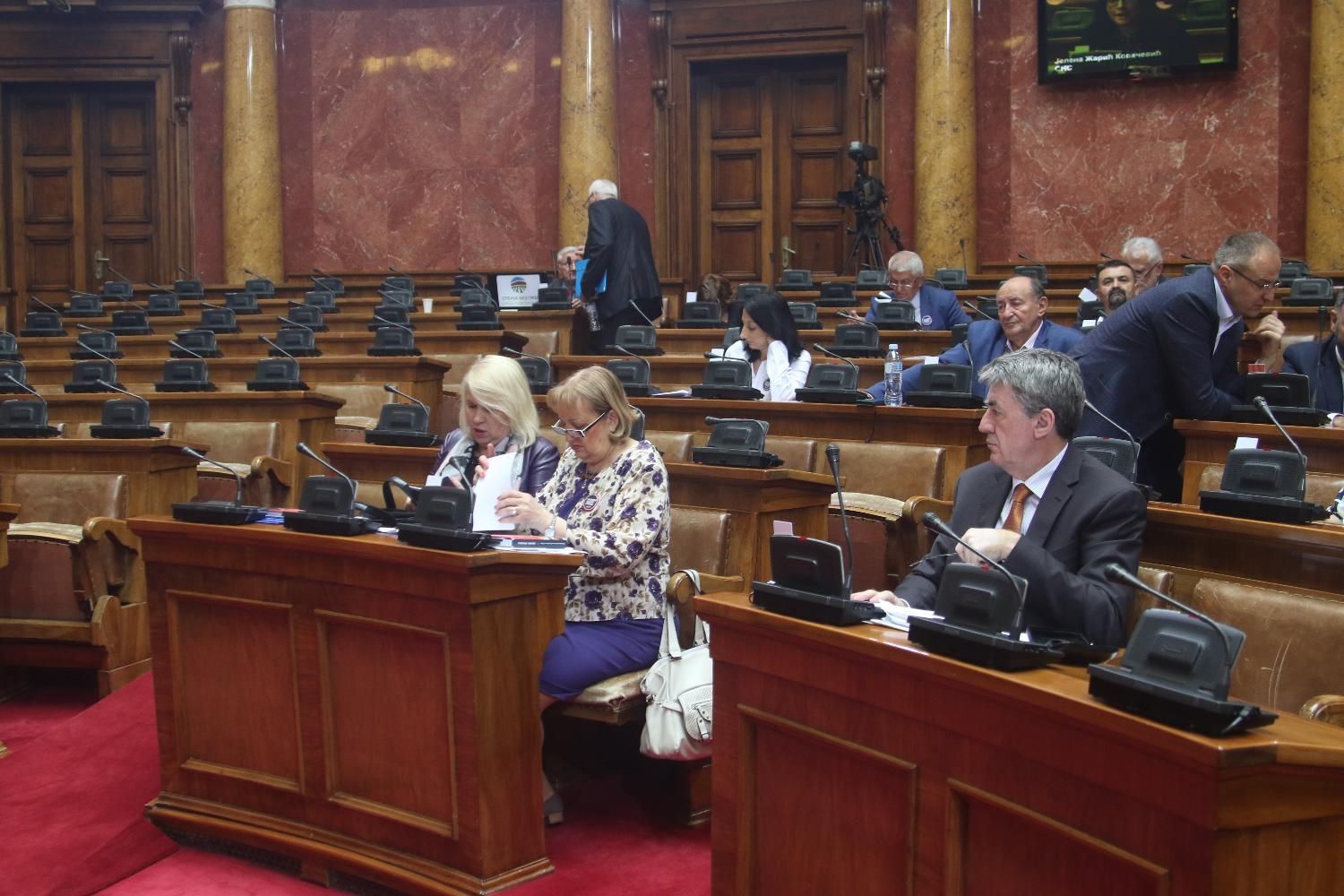Rasprava o izmeni zakona: Decentralizacija Beograda 1