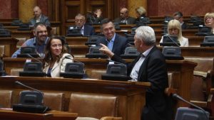 Vučić u Skupštini: Srbija nema vlast na Kosovu, prestati sa obmanjivanjem javnosti 12