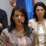 Tepić: Ministra prosvete ne zanima što roditelji nemaju novca da školuju decu 1