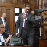 Vučić se odaziva na poziv desnice da se u Skupštini raspravlja o francusko-nemačkom planu, poslaničke grupe odbile konsultacije? 9