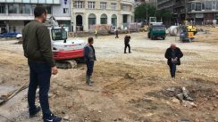 Incident na Trgu republike, Bastać blokirao radove (FOTO) 4