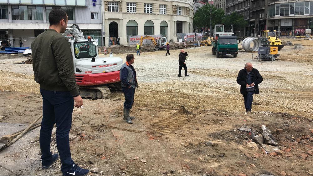 Blokada radova na Trgu Republike završena uz incident 1