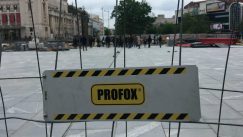 Marko Bastać sa saradnicima počeo 24-časovnu blokadu radova na Trgu Republike Incident na Trgu republike, Bastać blokirao radove (FOTO) 5