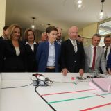 Ana Brnabić: Vlada će pomoći poljoprivrednicima, nabavka aviona je državna tajna 10