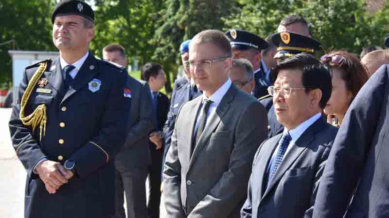 Stefanović i Kedži prisustvovali vežbi SAJ-a 1