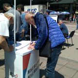 U prvoj "Zoni slobode" u Nišu za tri sata sa opozicijom razgovaralo oko 200 ljudi 5