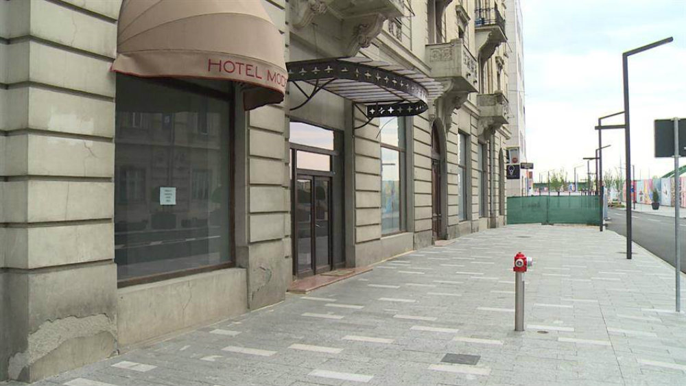 Stanarima beogradskog hotela "Bristol" danas je ponovo isključena struja 1
