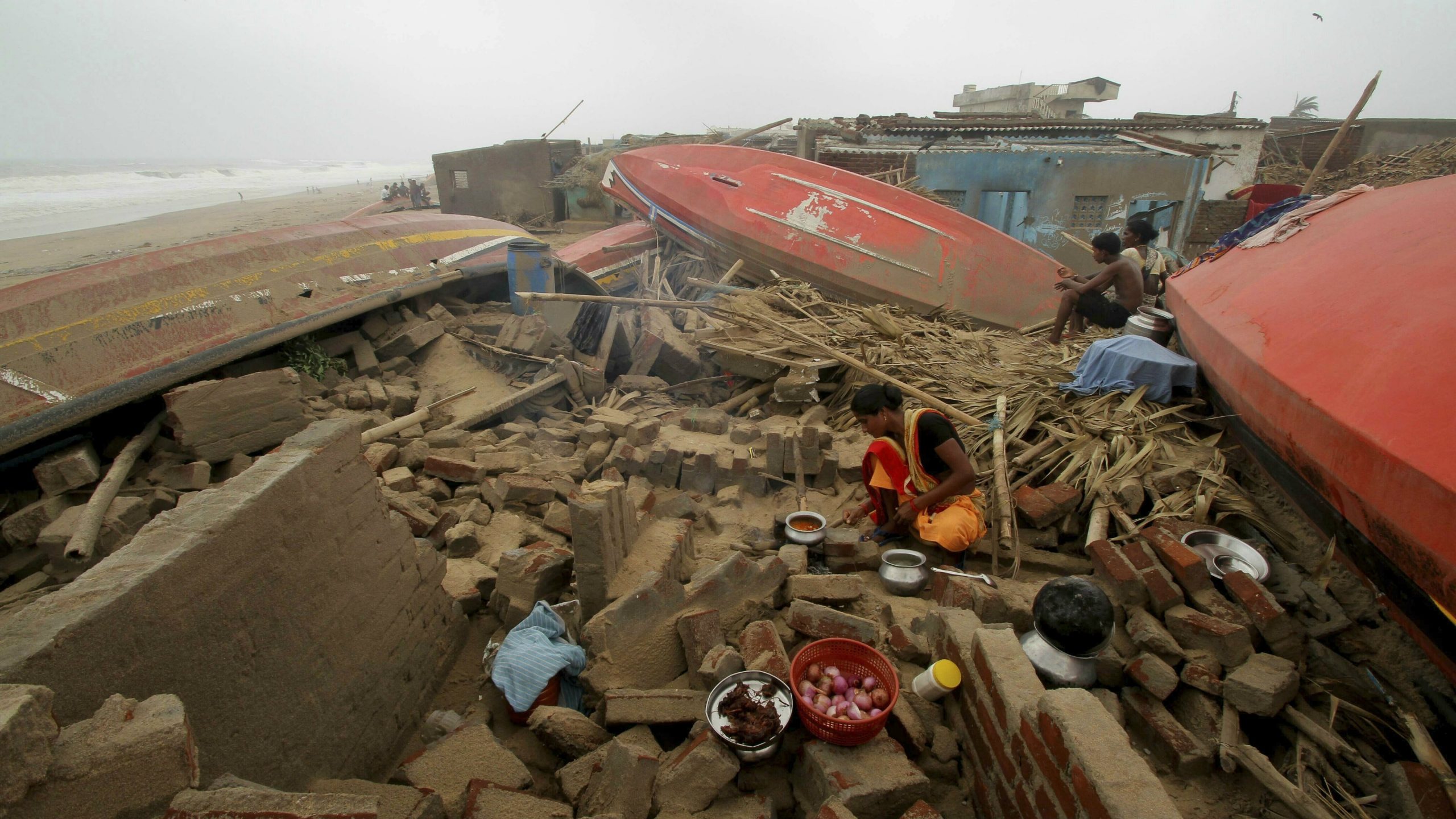 U ciklonu u Indiji poginulo 34 ljudi, u Bangladešu 15 1