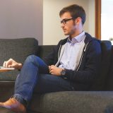 Trećina muškaraca u svojim tridesetim živi sa roditeljima 14