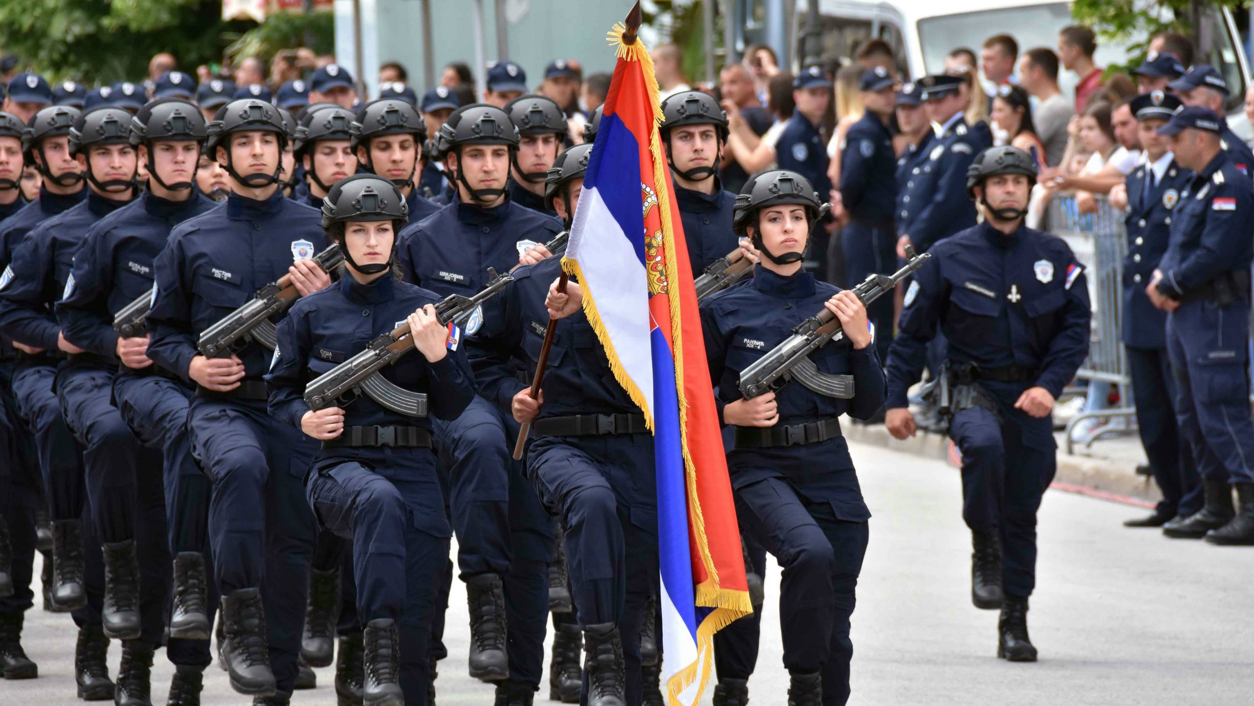 Stefanović: U poslednjih pet godina MUP zaposlio više od 3.000 policajaca i vatrogasaca 1
