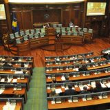 Skupština Kosova prekinula sednicu, nije prošao zakon o minimalnoj plati 11